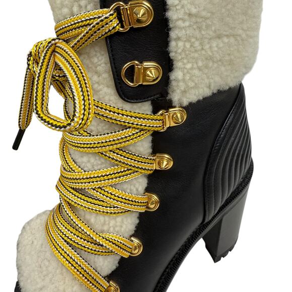 Christian Louboutin Yetita Shearling Leather Hiking Boots Black Size 36.5 - Picture 4 of 11